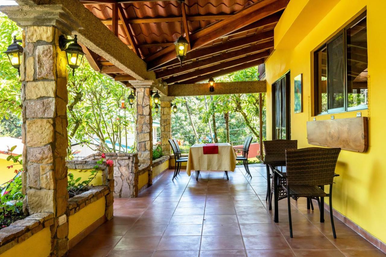 La Terraza Guest House B&B グレシア エクステリア 写真